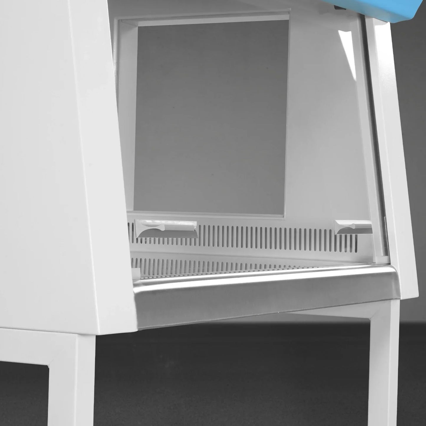 MechMaxx CB-V1Pro Laminar Flow Clean Bench 39" Wide Vertical HEPA Filtration UV Sterilization ISO Class 5 New