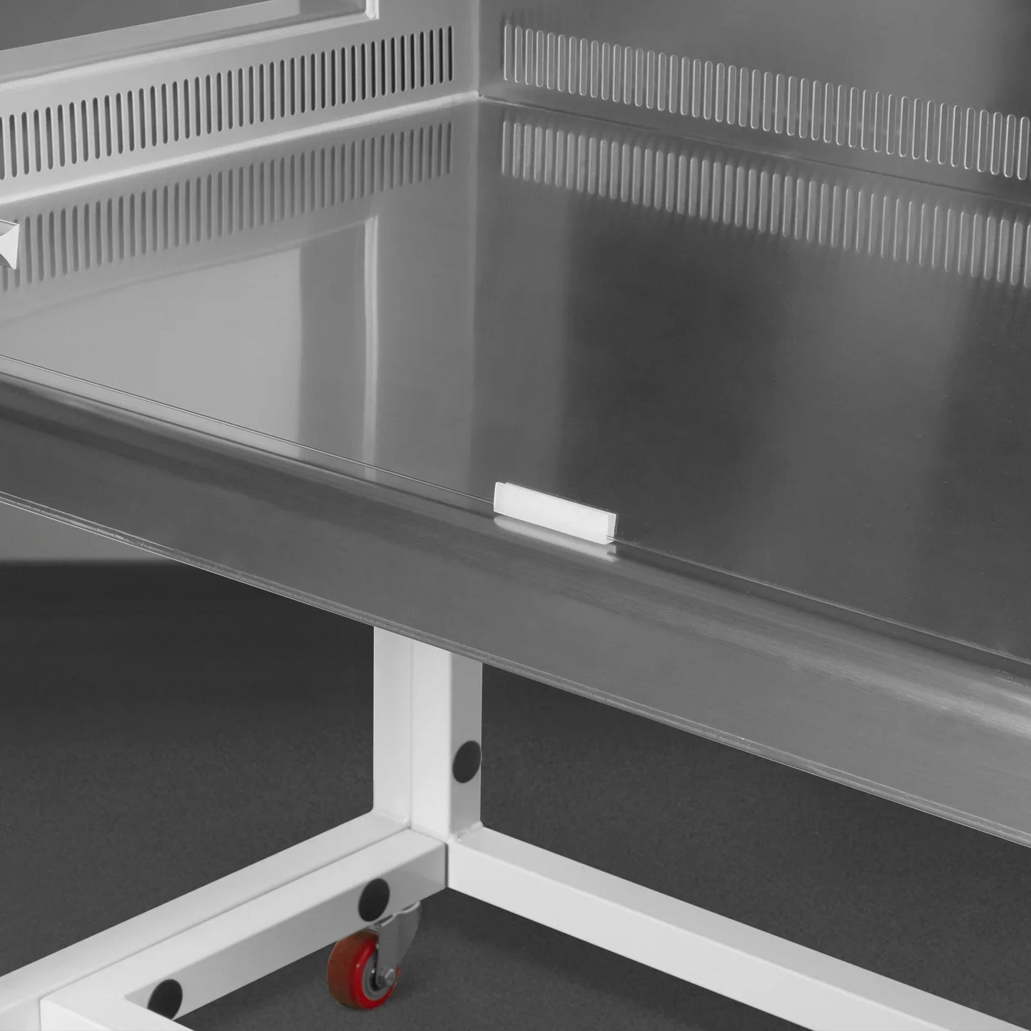 MechMaxx CB-V2Pro Laminar Flow Clean Bench 57.5" Wide Vertical HEPA Filtration UV Sterilization ISO Class 5 New