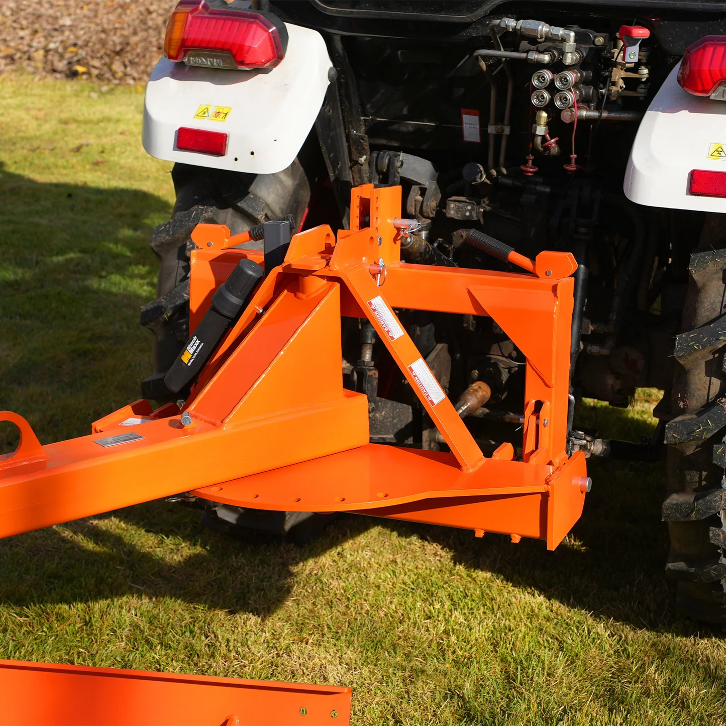 MechMaxx RB72SE Rear Blade 72" Heavy Duty 6-Way 3 Point Hitch Tractor Attachment New