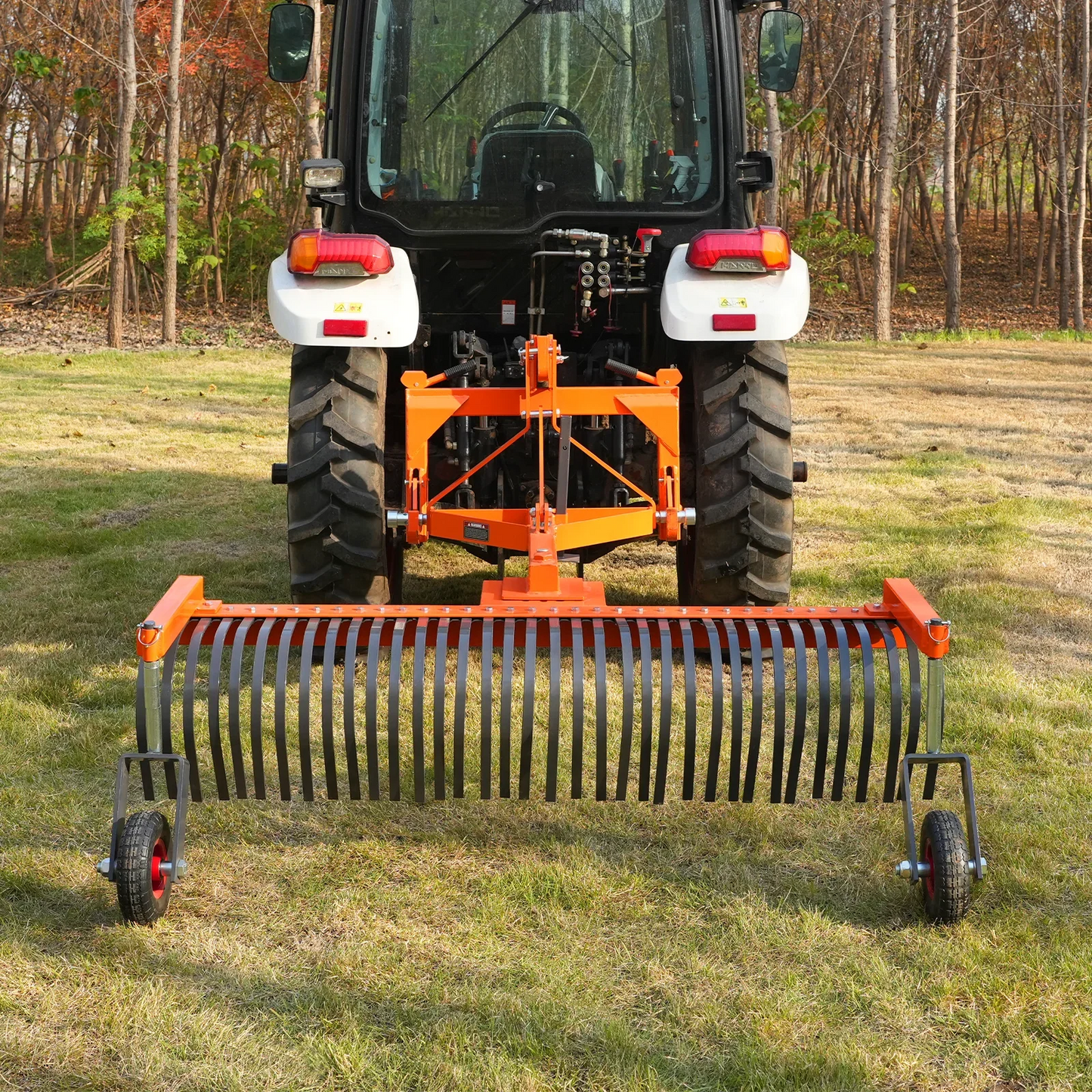 MechMaxx LR72W Landscape Rake 72" Bolt-On Wheels 36 Tines 3 Point Hitch Tractor Attachment New