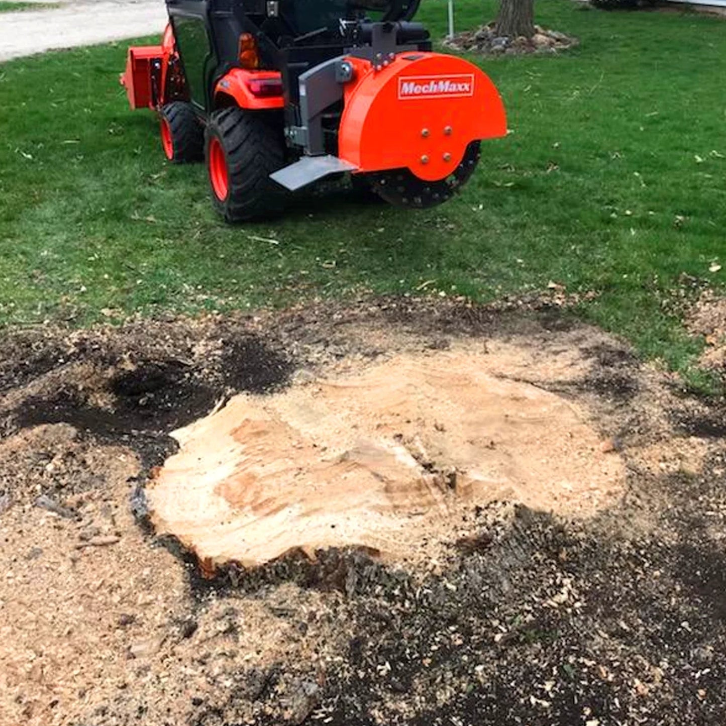 MechMaxx SG24 Stump Grinder 3-Point PTO with 34 Carbide Teeth for 15-45 HP Tractor New