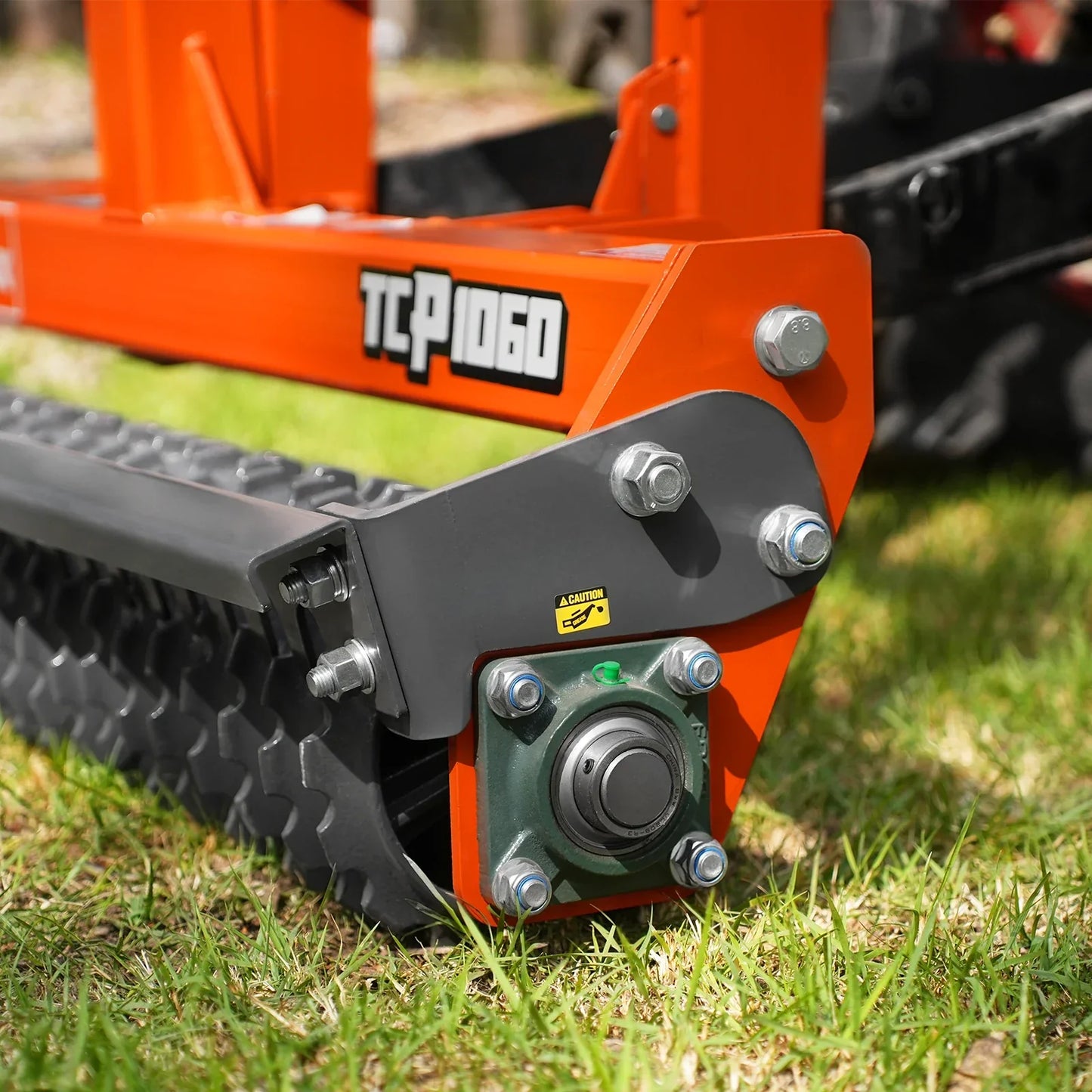 MechMaxx TCP1060 Cultipacker 60" 26 Ductile Iron Wheels Scraper Bar Category 1 and 2 3 Point Hitch Tractor Attachment New
